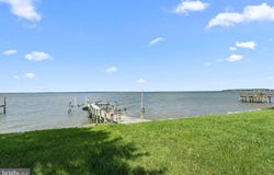 1417 ROYAL WAY, MONTROSS, VA 22520