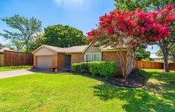 3727 French Wood Drive, Arlington, TX 76016