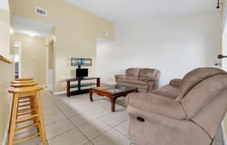 815 W Boynton Beach Boulevard, Boynton Beach, FL 33426