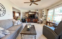 313 E 29th Street S, Newton, IA 50208