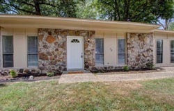 30 Pheasant Run Drive, Cabot, AR 72023