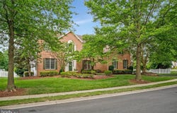 19917 INTERLACHEN CIRCLE, ASHBURN, VA 20147