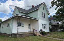 32 Cherry Road NW, Massillon, OH 44646