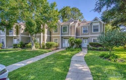 1187 Lionsgate Ln, Gulf Breeze, FL 32563