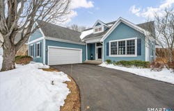 2 Tavistock, Cromwell, CT 06416