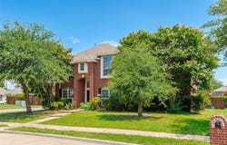 6902 Amesbury Lane, Rowlett, TX 75089