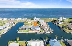 205 Sandy Cove, Rockport, TX 78382