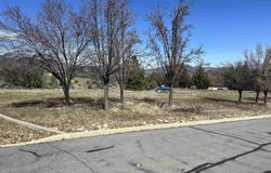 808 Maryhill Circle, Yreka, CA 96097