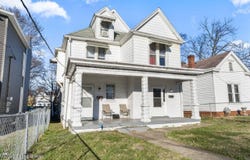 2733 Dumesnil St, Louisville, KY 40211