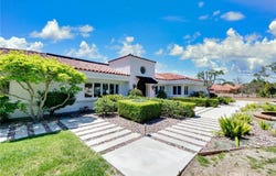 1076 Pomello Drive, Claremont, CA 91711