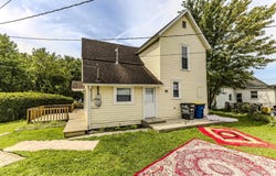 1218 W Powers Street, Muncie, IN 47302