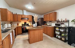 2840 S SNOWDON PARK Dr, West Valley City, UT 84119