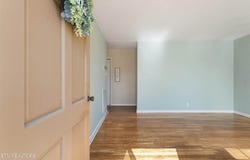 215 Hillcrest St, Clinton, TN 37716