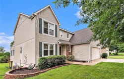 4205 Saddlehorn Drive, Lawrence, KS 66049