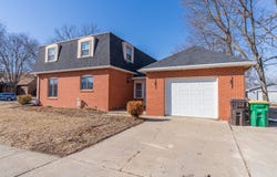 203 W Green Street, Winterset, IA 50273