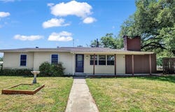 323 W Rentz Street, Weatherford, TX 76086
