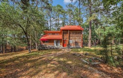 124 Broken Bow RD, La Grange, TX 78945