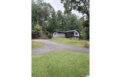 208 EARL ROBERTS ROAD, ANNISTON, AL 36207