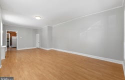 147 GREEN Lane, PHILADELPHIA, PA 19127
