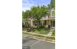 6503 FIELD MASTER DRIVE, SPRINGFIELD, VA 22152