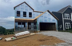 8220 Crescent Cove, Charlestown, IN 47111