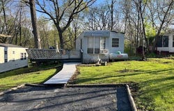 2795 E 28th Lot 324 Road, Seneca, IL 61360