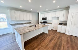39 Poplar Lane, Holly Springs, MS 38635