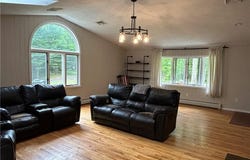 42 Ledge Road, Coventry, RI 02816