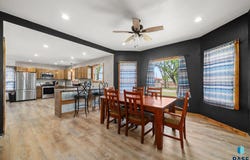420 7th St, Hudson, SD 57034