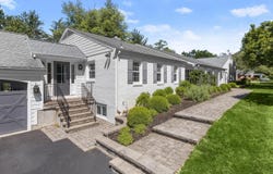 8 SWANHILL DR, PIKESVILLE, MD 21208