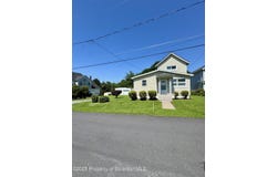 633 Thomas Street, Eynon, PA 18403