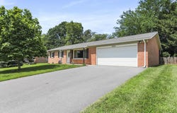 10836 OAK VALLEY DRIVE, HAGERSTOWN, MD 21740
