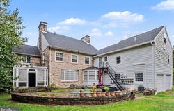 5505 N FRONT Street, HARRISBURG, PA 17110