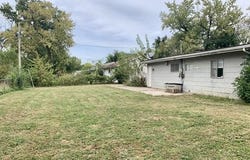 808 E 5th Street, Cahokia, IL 62206
