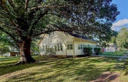 602 E 4th Street, Cherryvale, KS 67335