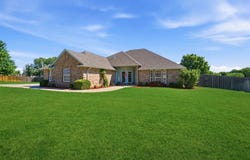 303 Azalea Ln, Cache, OK 73527