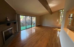12 Interlaken Dr, Lake Geneva, WI 53147