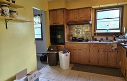 28 Beardslee Hill Dr, Ogdensburg Boro, NJ 07439-1202