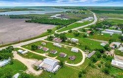 45 Dunlap Lane, Port Lavaca, TX 77979