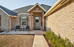 8724 Beechgrove Drive, Arcadia, OK 73007