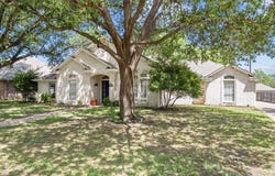 9505 Lost Trails Drive, Waco, TX 76712