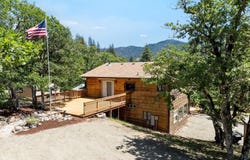 7388 Upper Applegate Road, Jacksonville, OR 97530