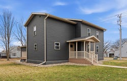 103 E Logan Street, New Hampton, IA 50659