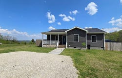 653 Sullivan Rd, BEAVER, WV 25813