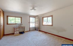 43304 Ames Creek Rd, Sweet Home, OR 97386