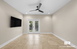 20637 Blueberry Ln, Fairhope, AL 36532