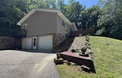 880 South Street, Richland Center, WI 53581