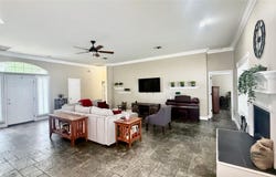 1127 Robin Rd, Elgin, TX 78621