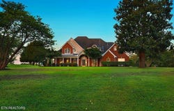 6988 Hwy.64 E, Wartrace, TN