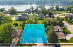 1849 LOST DAUPHIN Road, DE PERE, WI 54115-1713